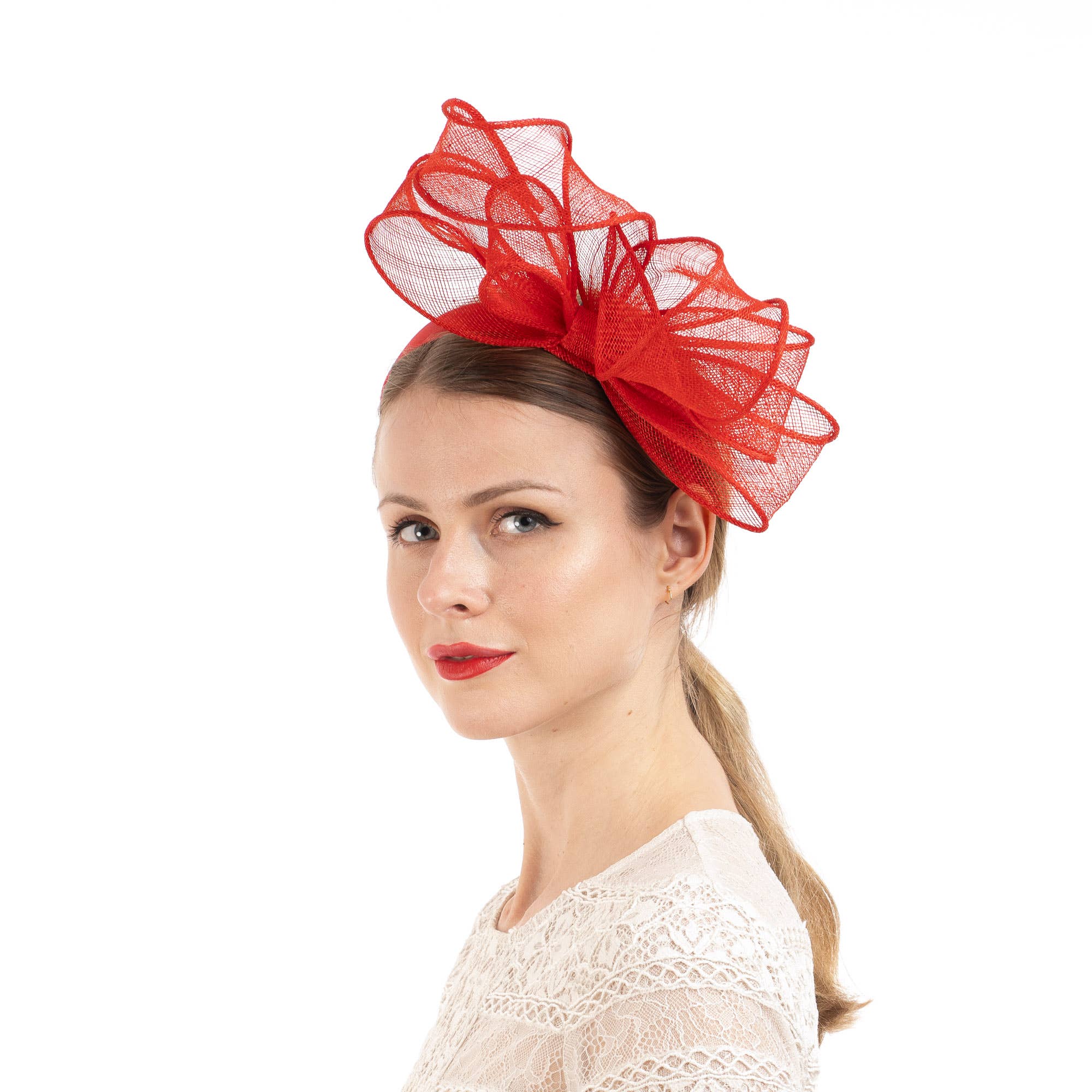 KaKyCo – wholesale Fascinator-hatt - Dam – Sinamay-loopfascinator på 2,5 cm hårband | 5938H16