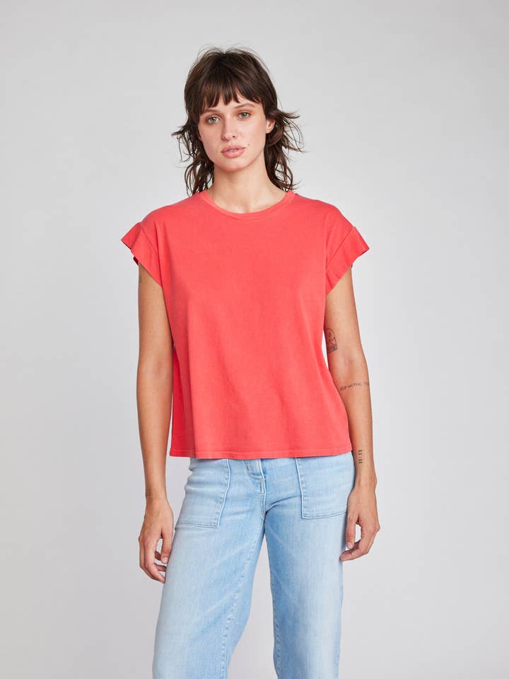 Brynleem Tee pour la vente par Self Contrast