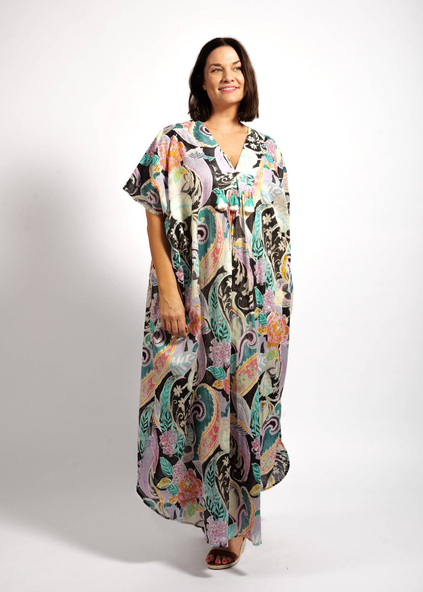 Mozaic by Euro Dreaming - Wholesale Kaftan – Women's - Isla Kaftan in Black Wash