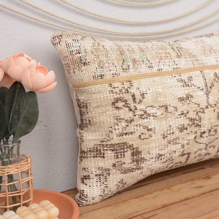 Housse de Coussin Kilim Vintage Patchwork Géométrique Bohème pour la vente par Kilim Pillow Decors