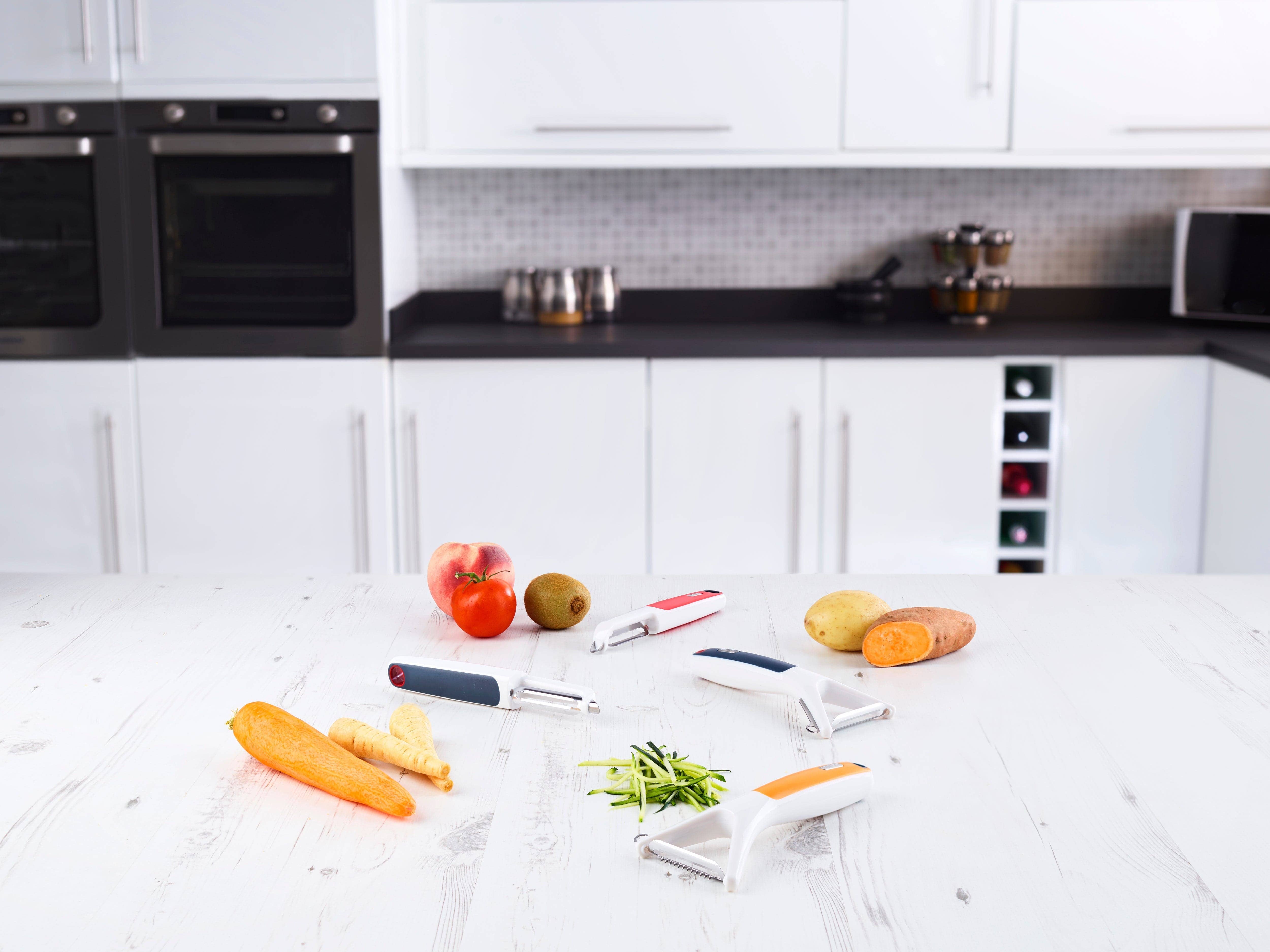 DKHB [Zyliss, Cole & Mason, Swissmar, AdHoc, Ken Hom] - Wholesale Peeler - Zyliss Soft Skin Peeler4