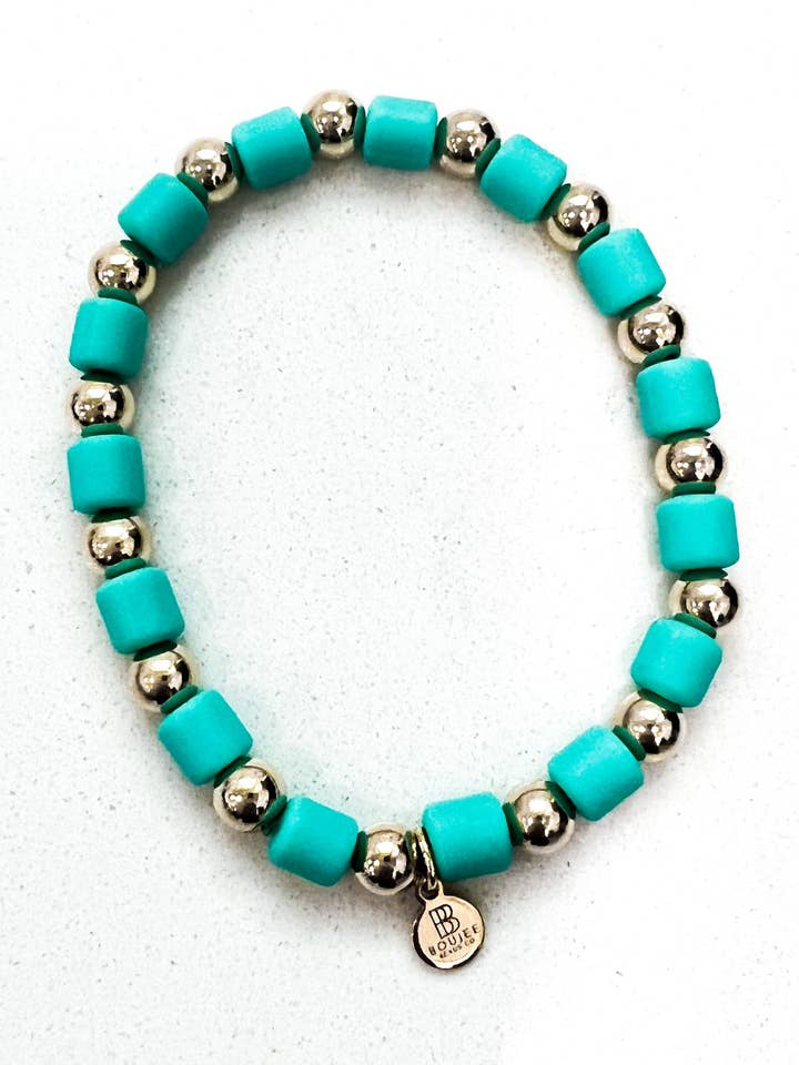 14 K guld fyldt armbånd med Cylinder for engroshandel hos Boujee Beads Co.