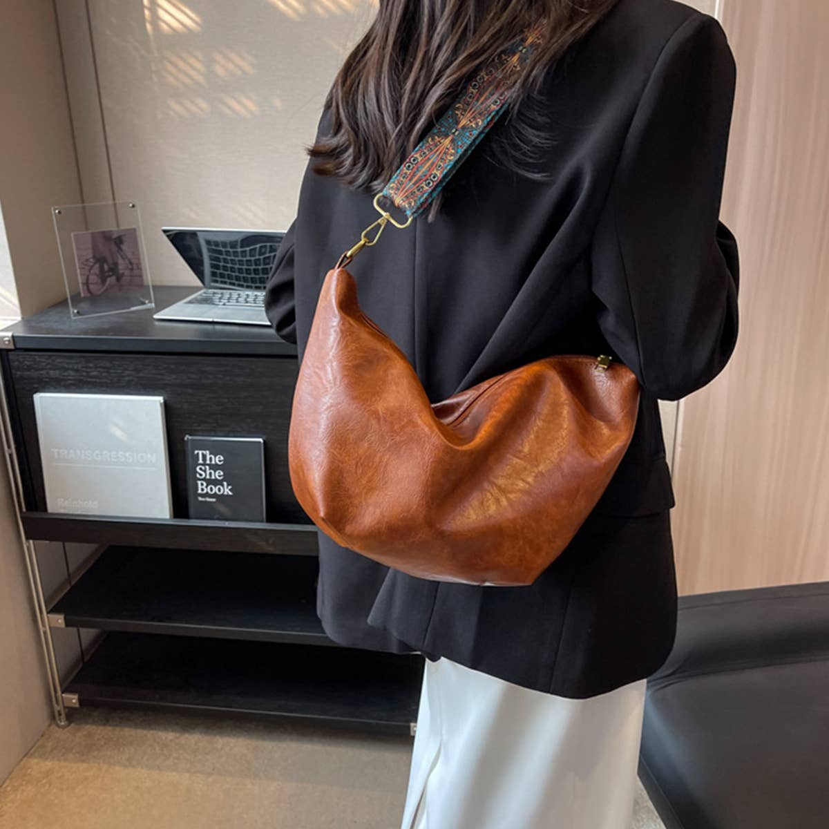 ACCITY - Wholesale Shoulder Bag - Women's - MINIMALIST HOBO BAG_CUAB011913