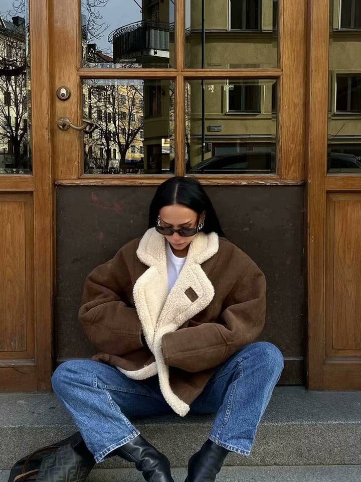 Aria Romance - Wholesale Fur/Faux Fur Coat - Women's - Retro Lambskin Trench Coat1