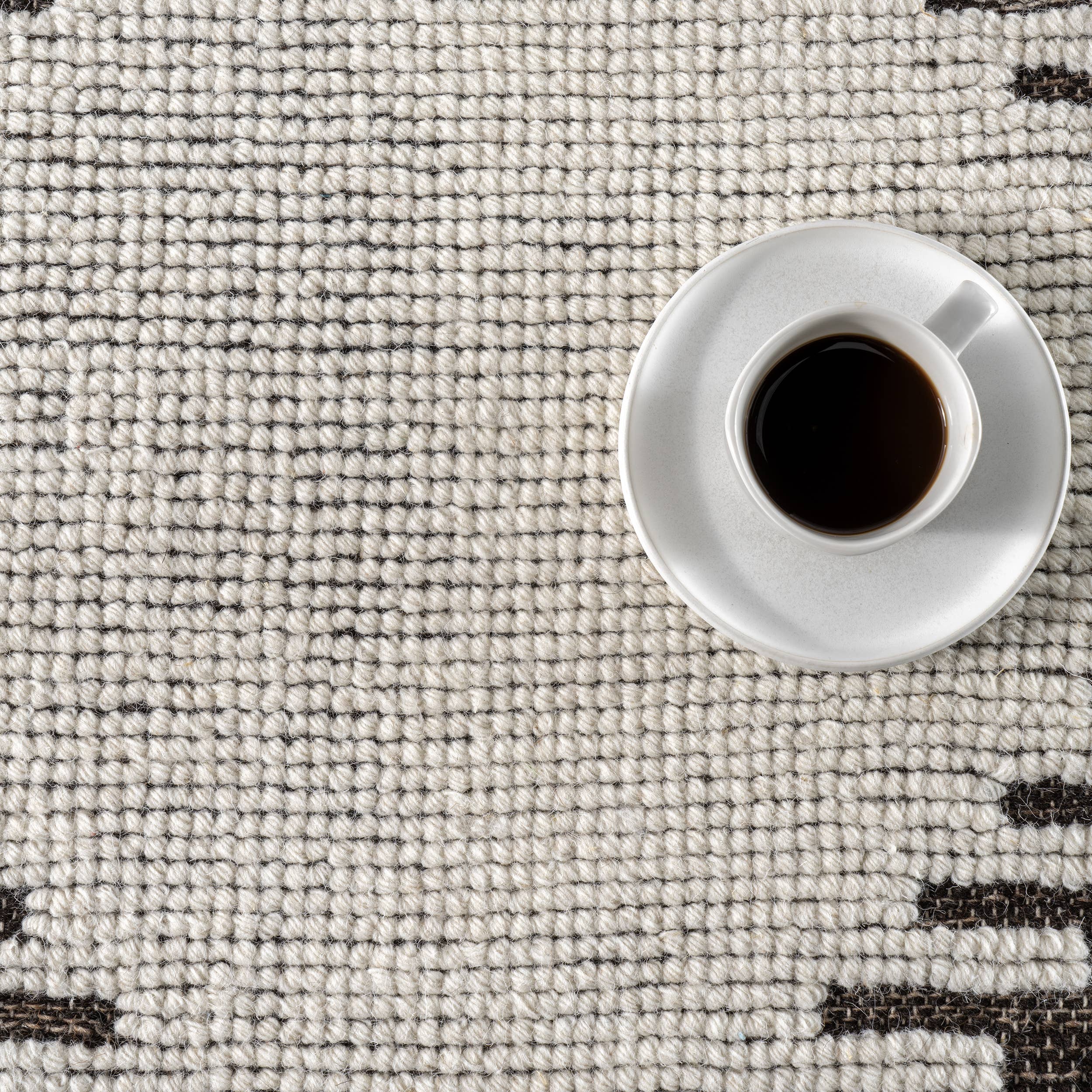 Black Sante Fe Southwestern Wool Blend Area Rug for wholesale on Faire5