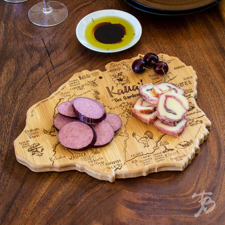 Totally Bamboo - Wholesale Cutting Board - Destination Kauai Cutting Board with Engraved Artwork1