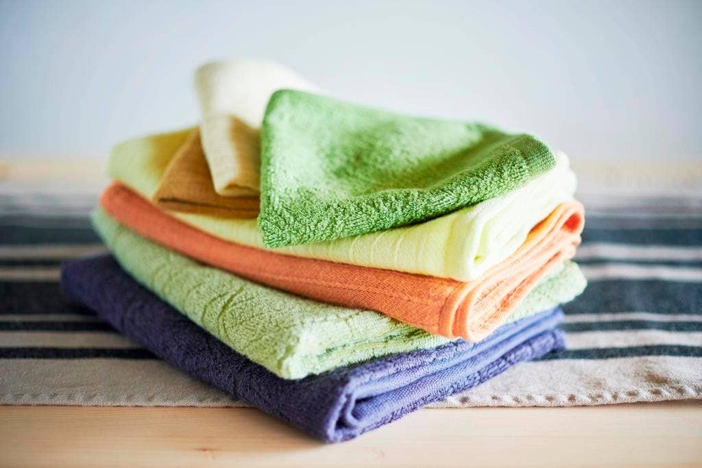 kålgrön thies 1856 ® x Fukuroya Shizuku Handduk Fickhandduk naturligt färgad kålgrön för wholesale på Faire4