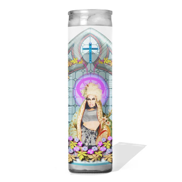 Yvie Oddly Drag Queen Celebrity gebedskaars voor wholesale door Calm Down Caren