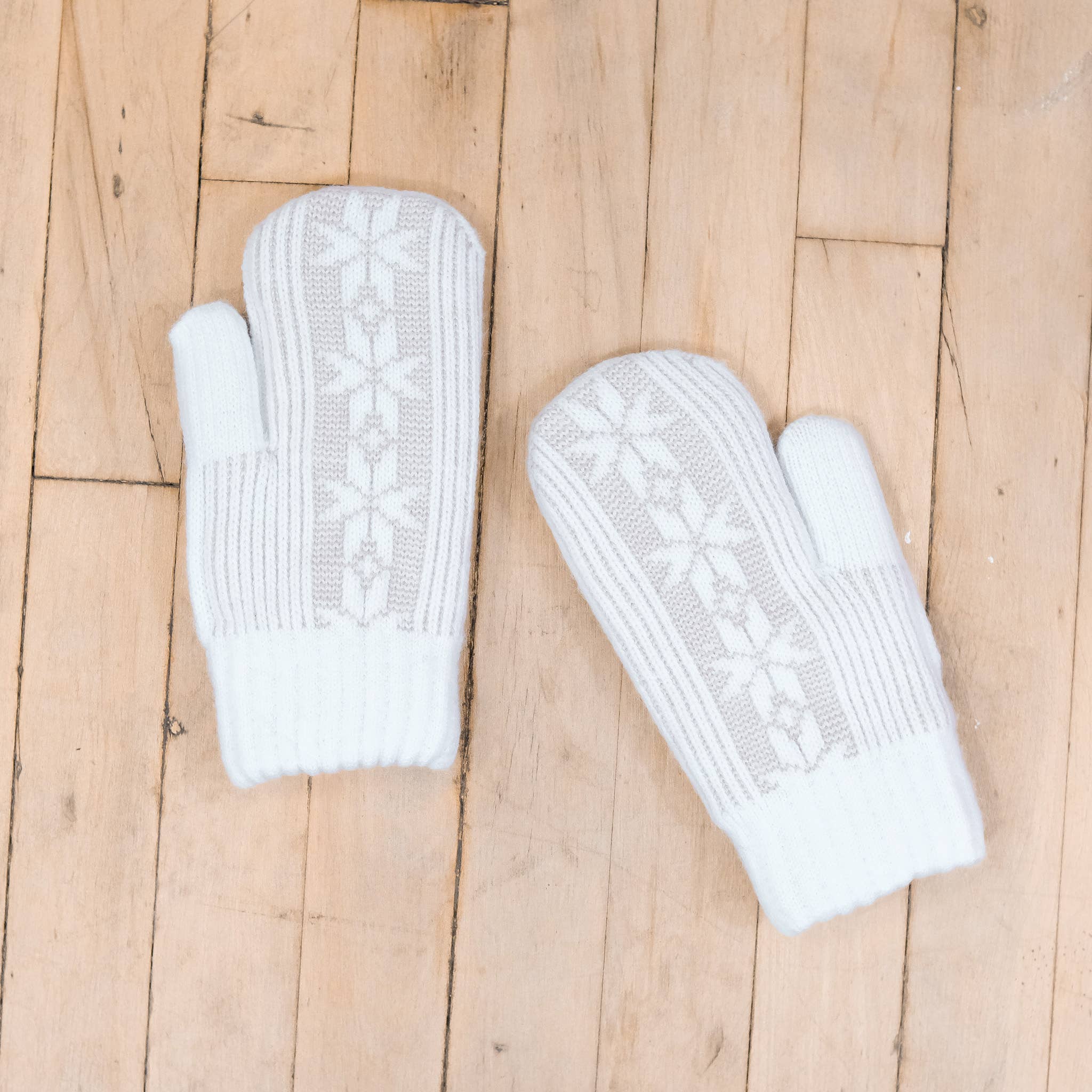 Karma Nepal Crafts - Wholesale Gloves - Unisex - Knitted Snowflake Unisex Winter Fleece Lined Mitten8