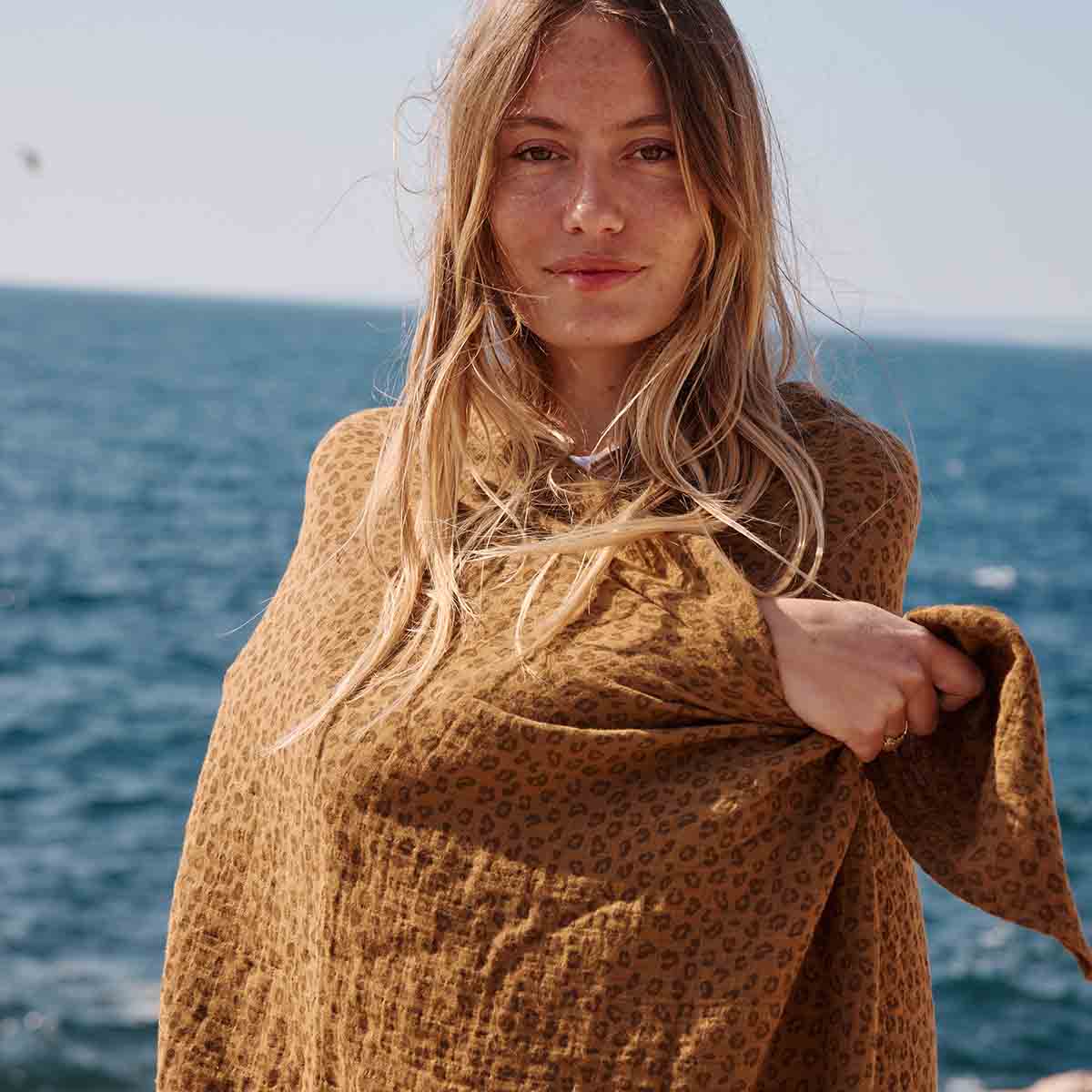 Rose in April - Vendita all'ingrosso Copricostume - Donna - Pareò Louisa Mini Leopardo Cumino2