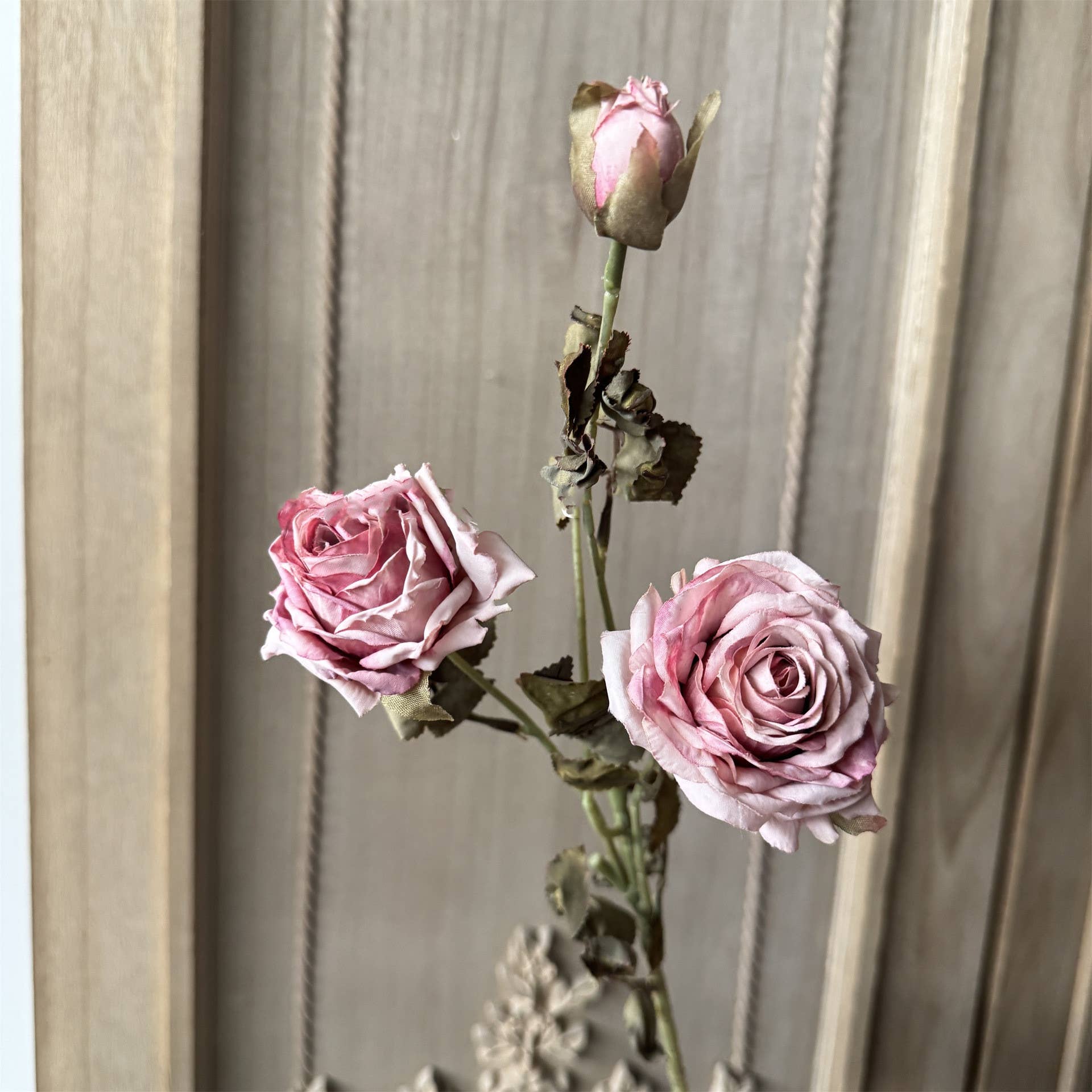 Sweet Home Deco - Vendita all'ingrosso Fiori finti - Ramo di Rosa Singola Faux Vintage da 23'', 3 Fiori, Petalo Bruciato2