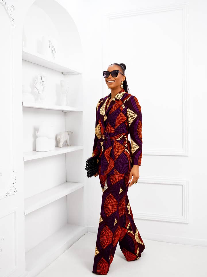 Ensemble veste et pantalon en tissu africain ZYLA pour la vente par Mae Otti