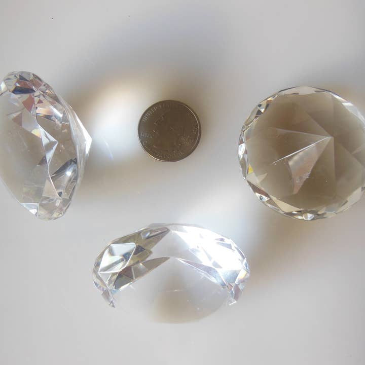 Jane A Gordon: Jewelry Art Gifts Inspiration - Vendita all'ingrosso Fermacarte - Fermacarte vetro a forma di diamante