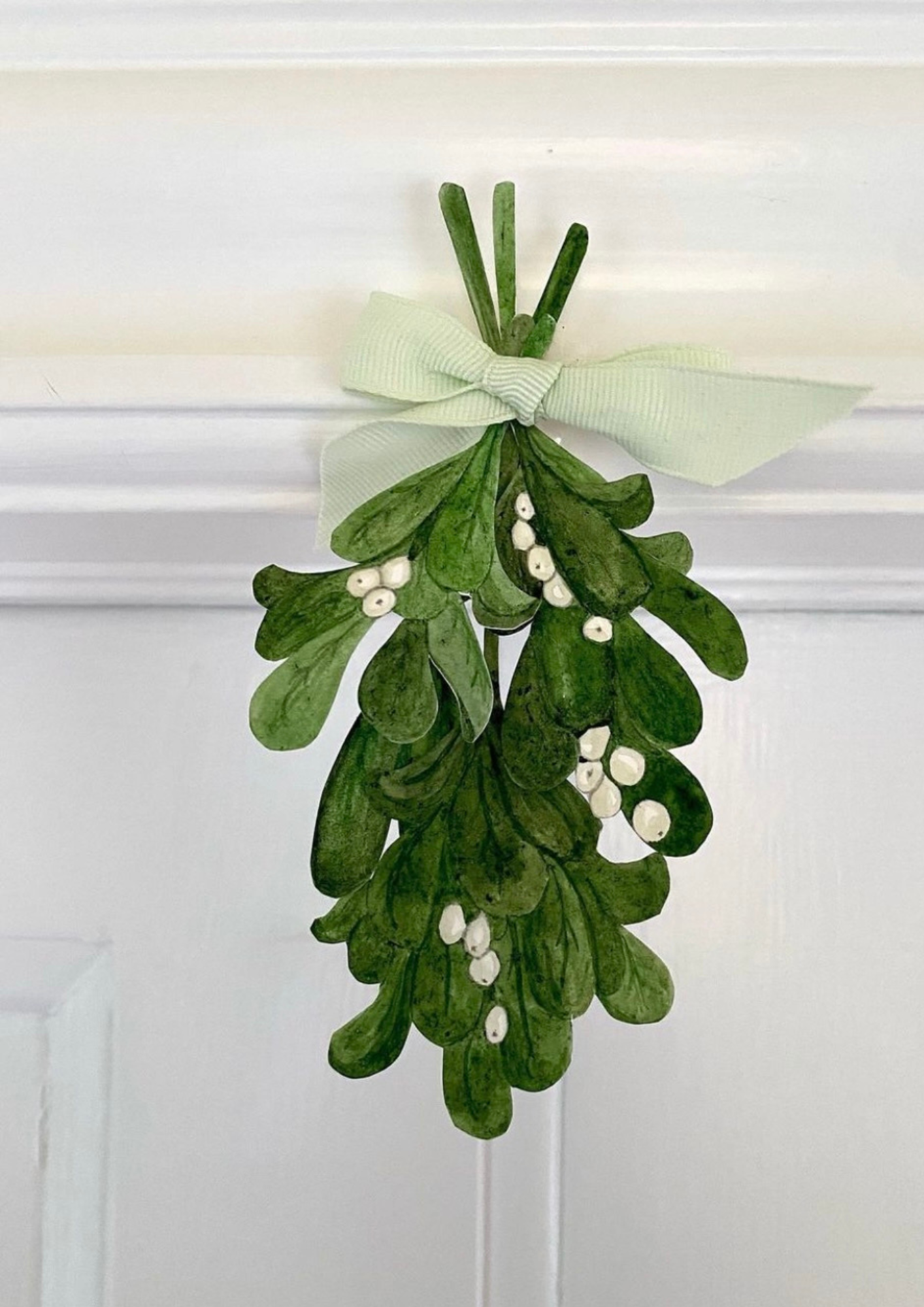 Tall Hat Tales - Wholesale Christmas Decoration - Juleklip Mistletoe1