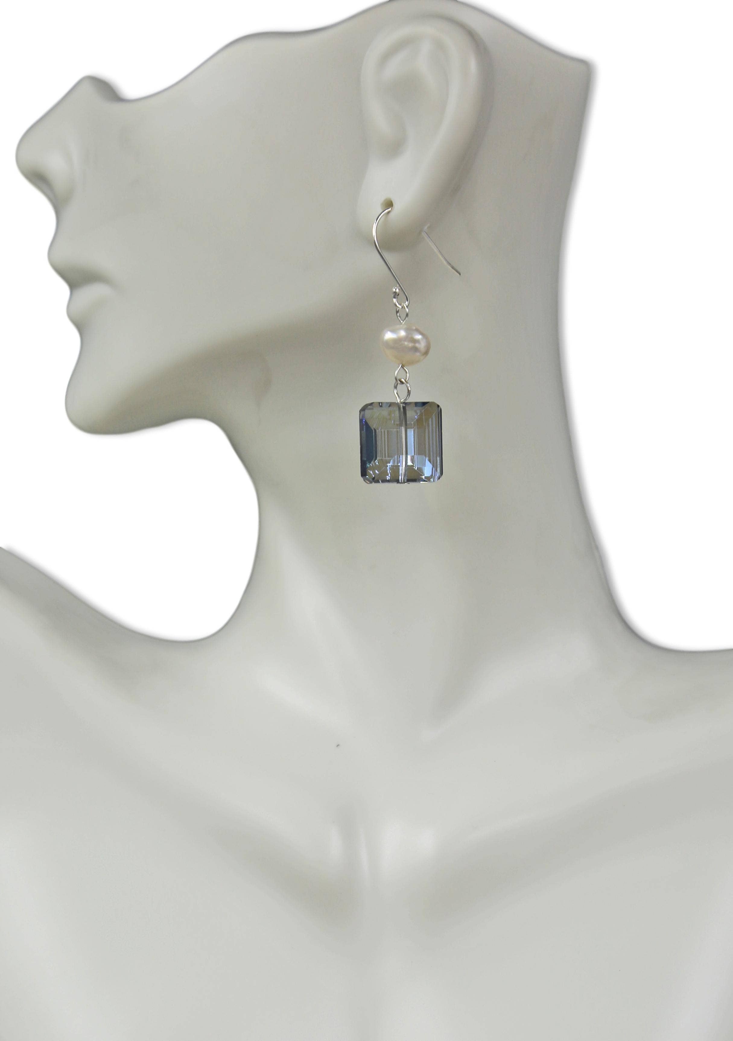 IST Jewelry - Wholesale Dangle Earrings - Purple Crystal Square Earring1