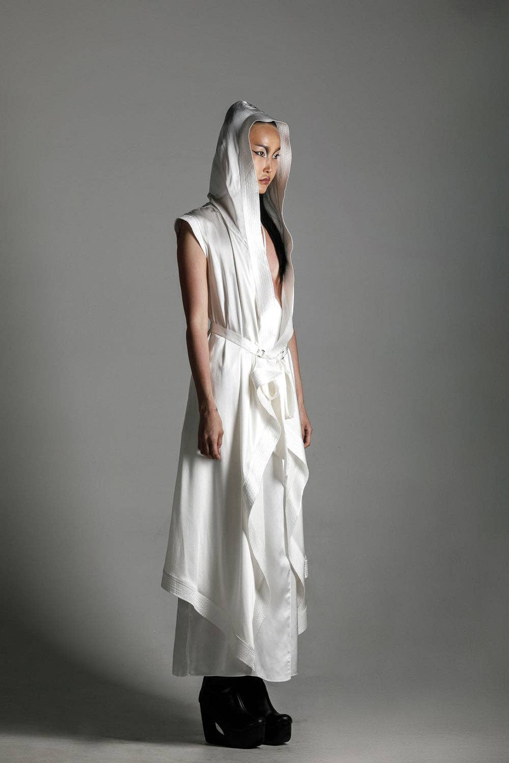 OBJECT & DAWN - Wholesale Robe - Women's - Tamoe Silk Top Stitched Hooded Robe - 3 Color Variants3