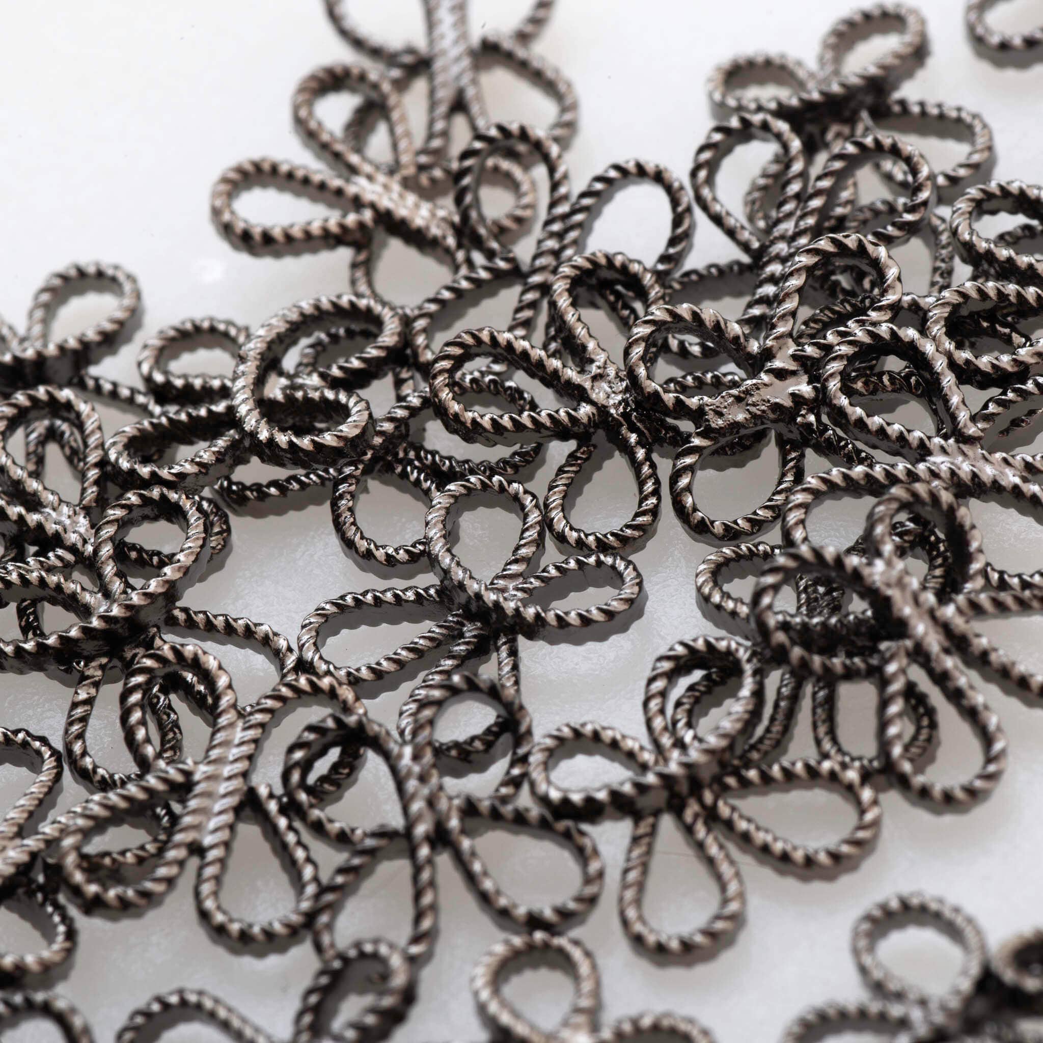 Continental Beads - Wholesale Individual Charm/Pendant - Filigree Flower Connector - Measure 9mm - Available in Multiple Colors - Sold Individually - CON10205