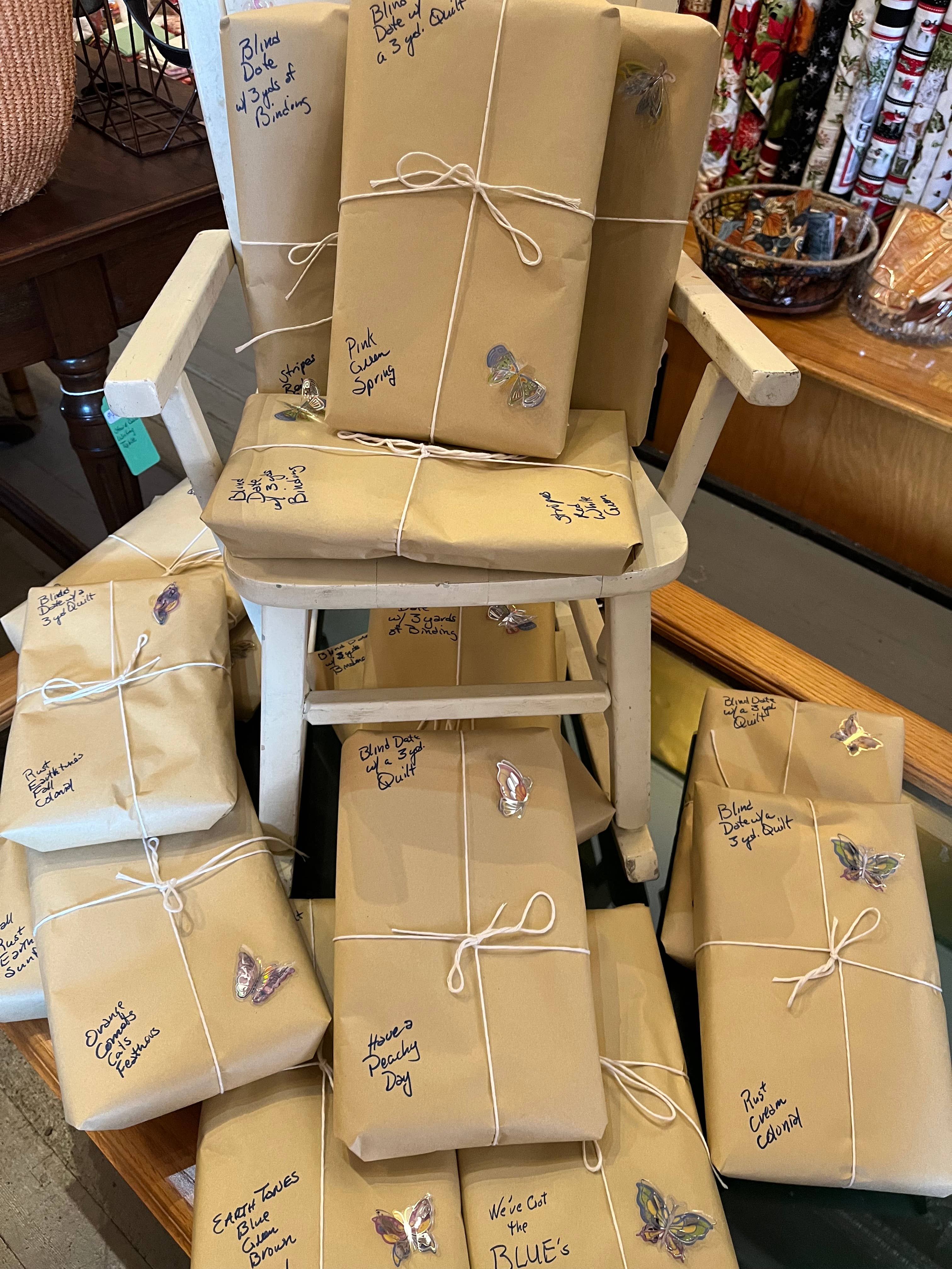 The Mouse & The Peacock - Vendita all'ingrosso Kit da cucito creativo - Appuntamento al buio con una trapunta di 3 iarde.