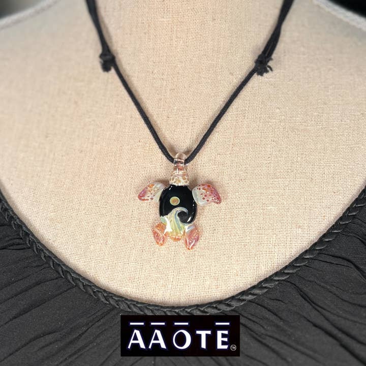 AAOTE - Wholesale Pendant/Charm Necklace - Sea Turtle Sculptural Wave Beach Scene TZ Glass Necklace