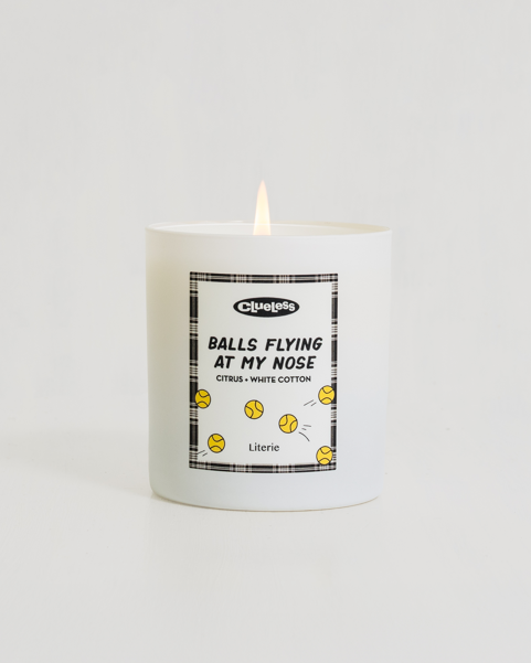 Literie - Venta al por mayor Velas en tarros - 30º Aniversario de Clueless - Pelotas volando hacia mi nariz2