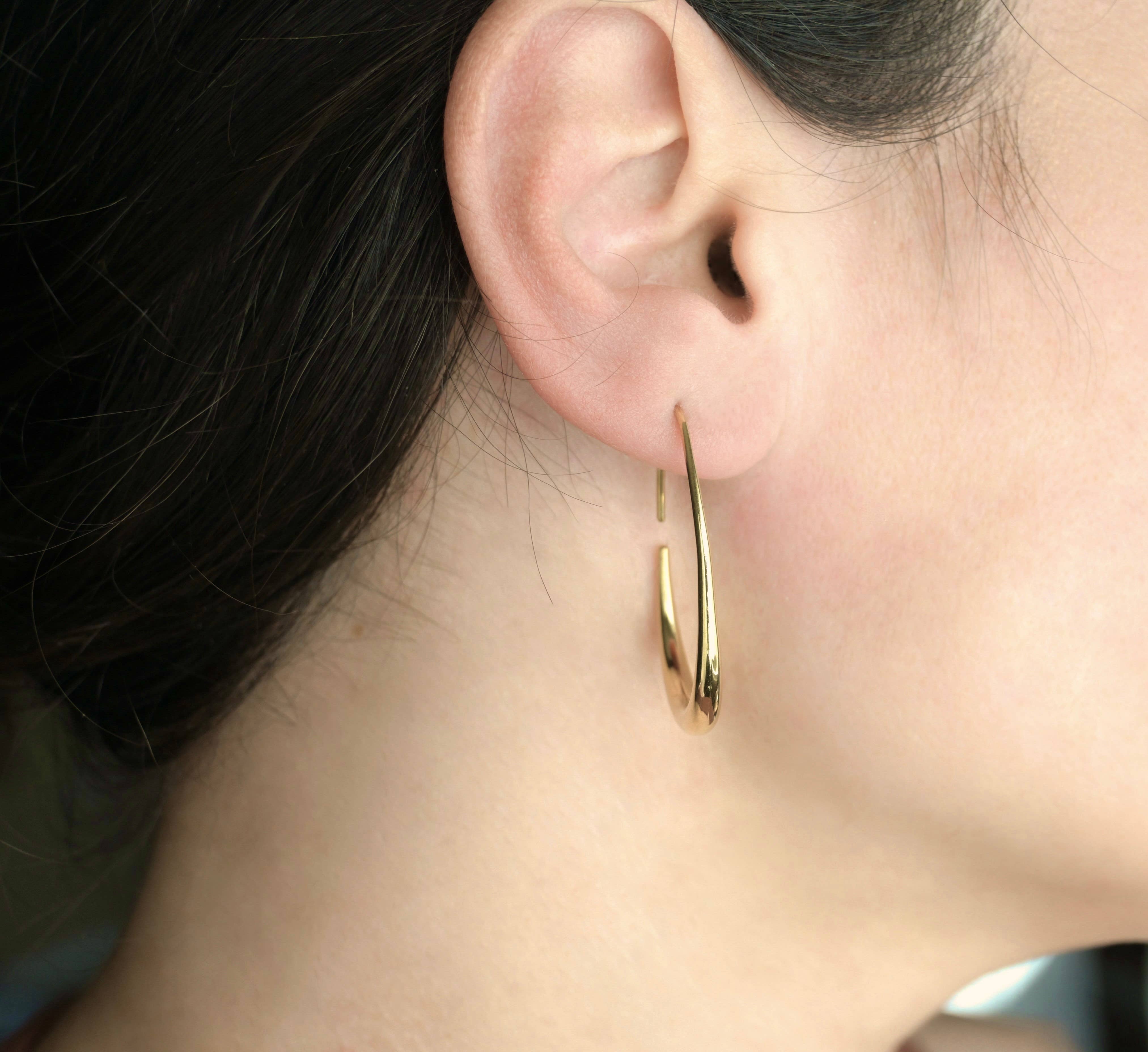 Blueyejewelry - Wholesale Hoop Earrings - Tear Drop Earrings - Stainless Steel Pear Hoop Earrings4