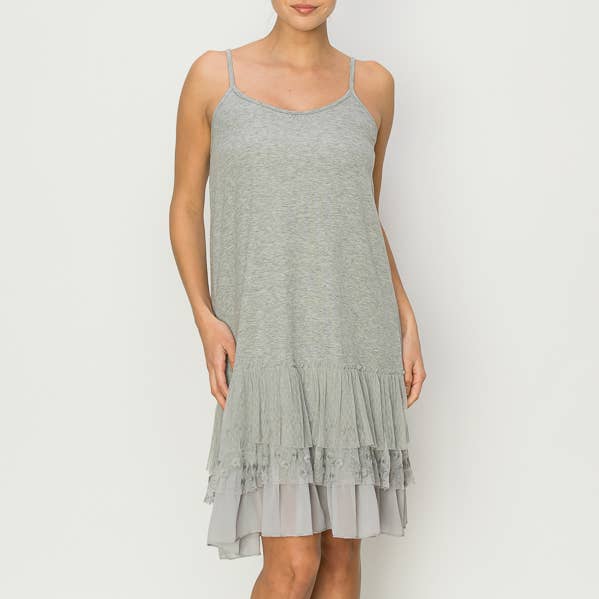 ABITO O ESTENSORE PER ABITO CON STRATO DI PIZZO -4672 GRIGIO per la vendita all'ingrosso da parte di Origami Apparel ~ Lace and Crochet inspired