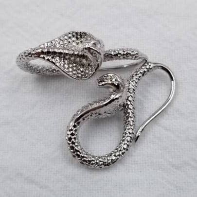 Goth Rattlesnake oorbellen voor wholesale door ENA Jewelry