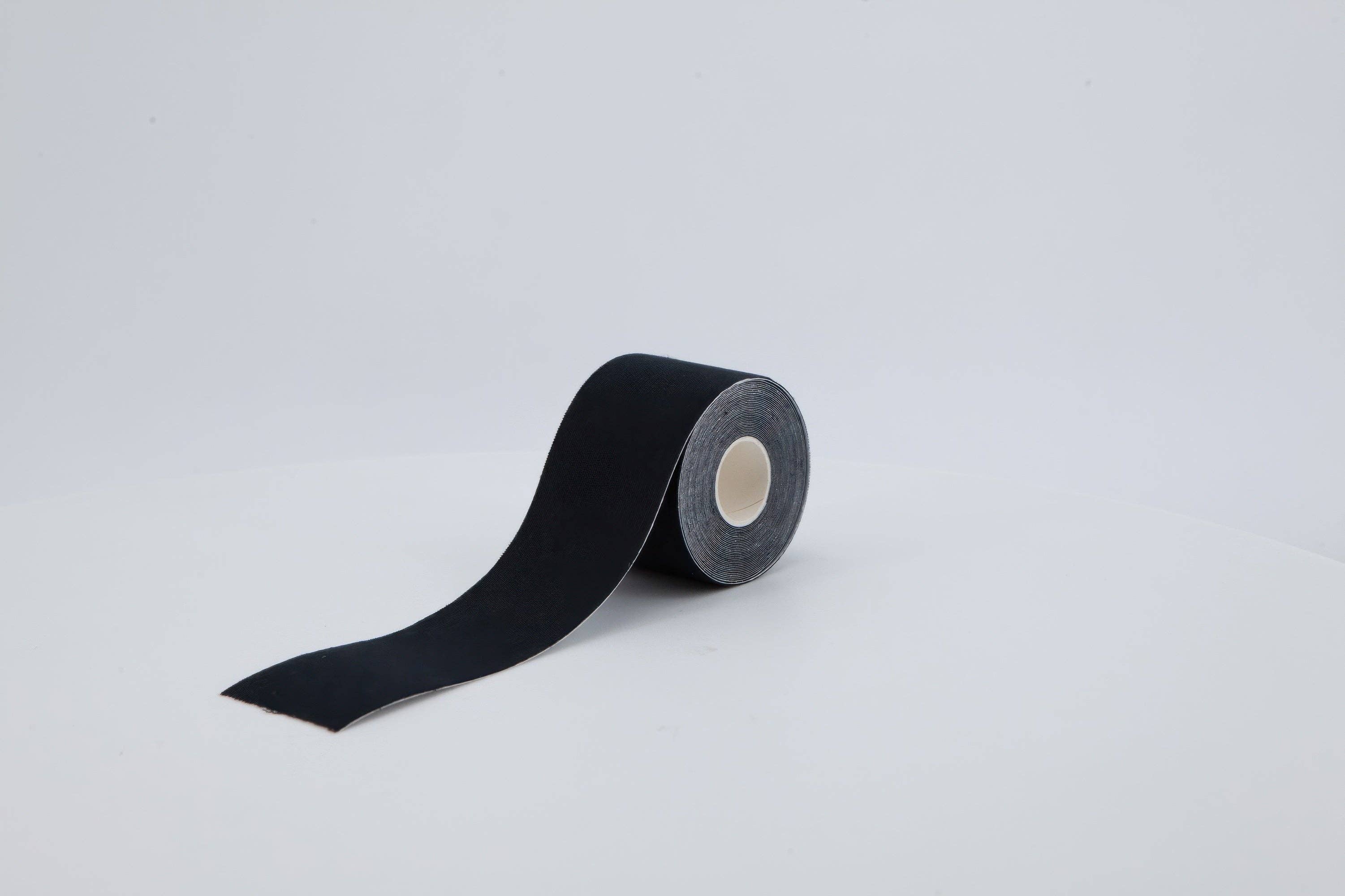 CC Wholesale Clothing - Wholesale Beha - Dames - Lijmende borstlift tape voor een natuurlijke, onzichtbare ondersteuning1