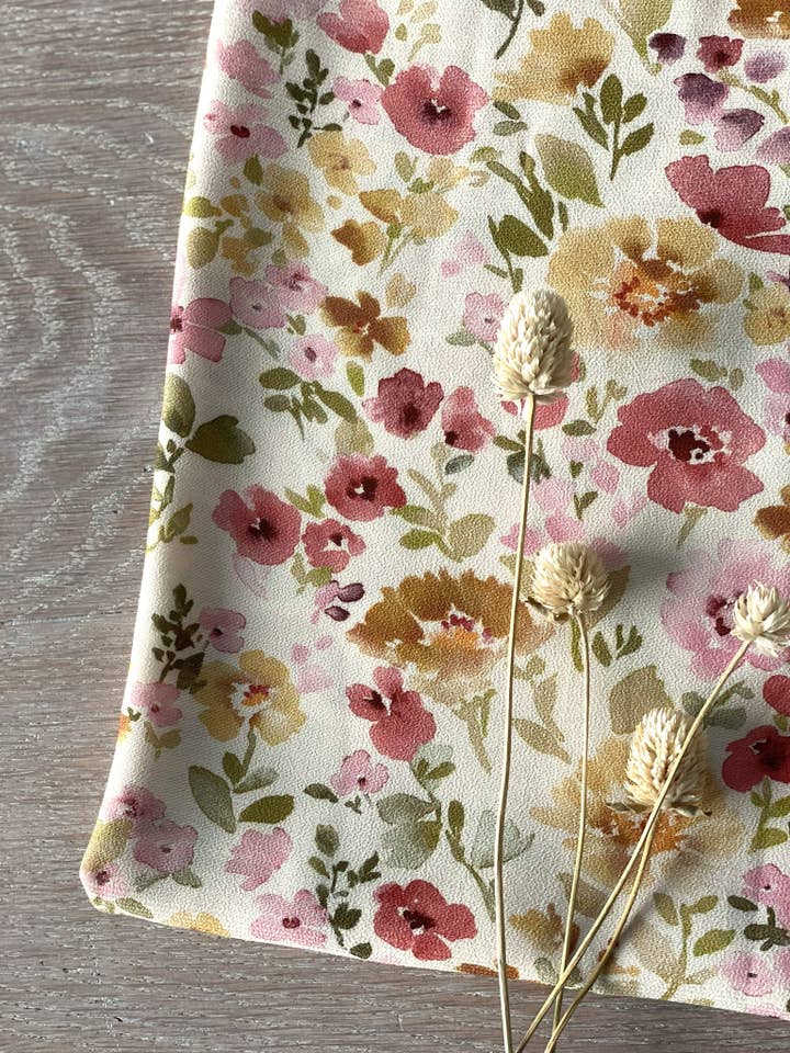 Crepe Marroquino de Viscose - Estampado Felicia por atacado de Atelier 27