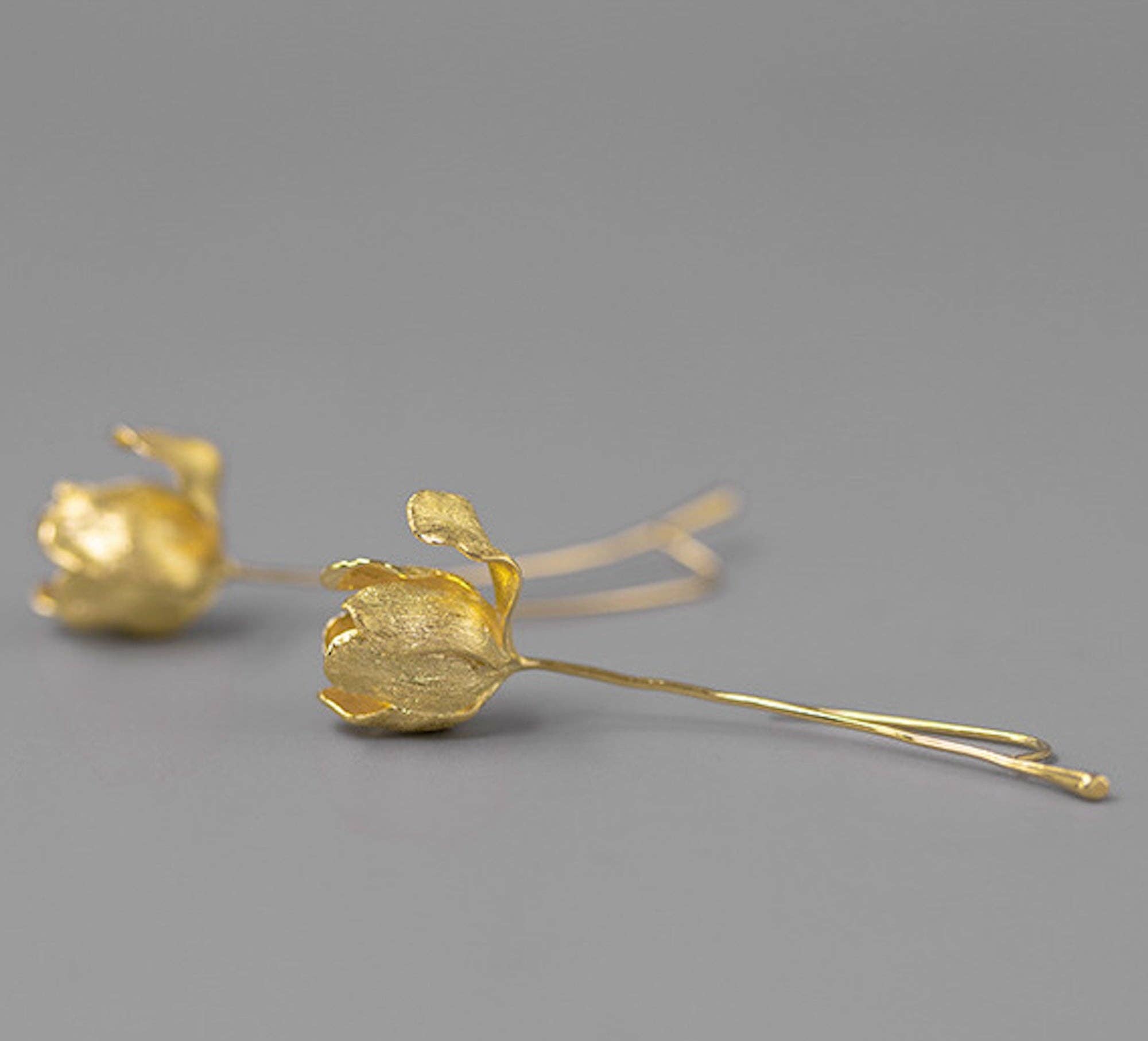 LanLivia – wholesale Dangle earrings – Unique Tulip Flower Design Longline Drop Earrings7