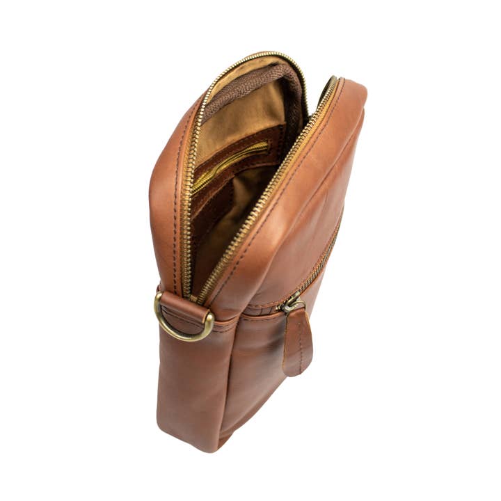 MAHI Leather - Wholesale Crossbody Bag - Men's - The Classic Flight Bag10