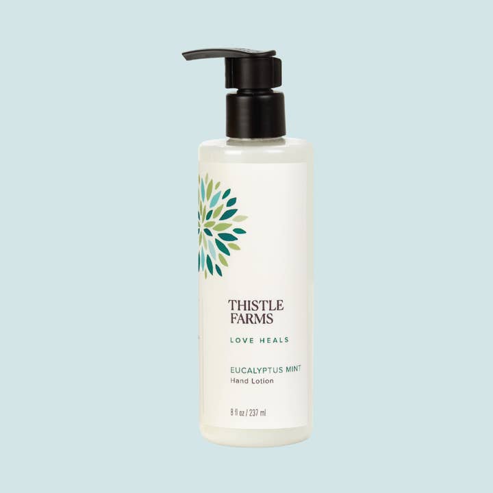Lotion hydratante pour les mains à l'eucalyptus et pour la vente par Thistle Farms