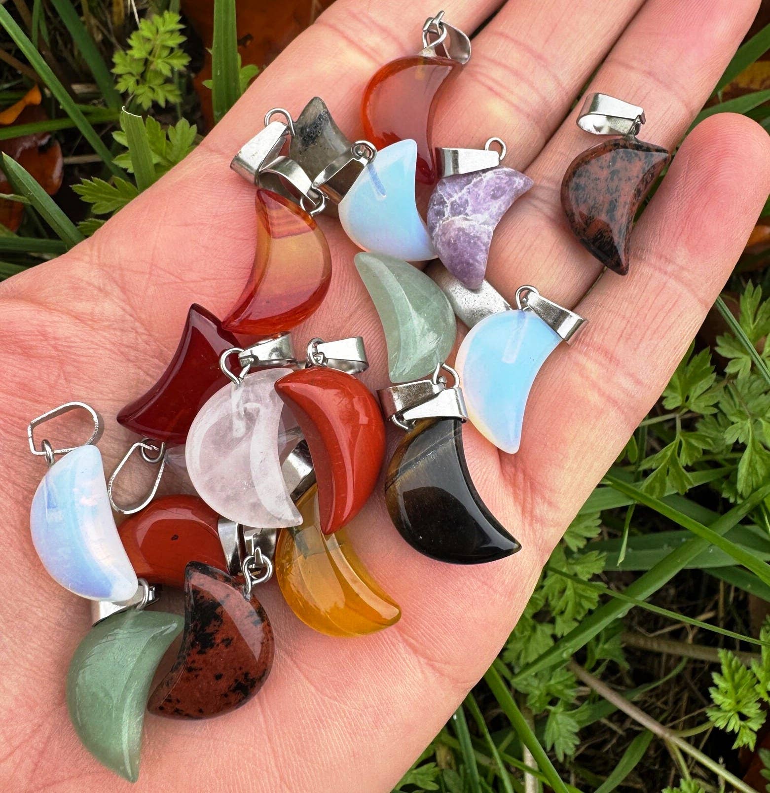 Elf Kendal Hippies – wholesale Individual charm/pendant – moon gemstone pendant 2cm moon necklace 0.8 inch moon charm2