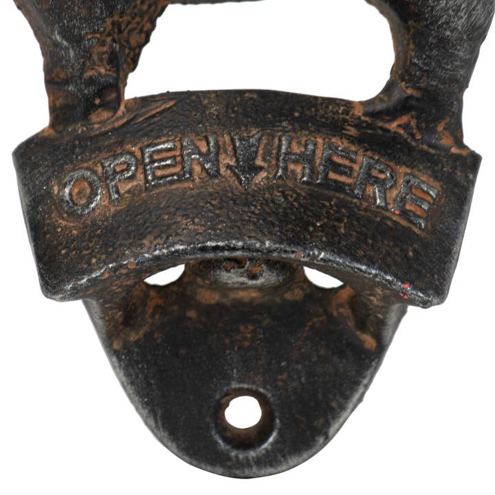 Foreside Home & Garden - Wholesale Bottle/Wine Opener - Farmhouse Black Metal Pig Wall Mount Beer Bottle Opener