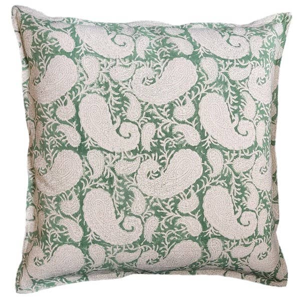 Coussin Paisley Fern Green, grand : 50 x 50 cm pour la vente par The Blockprint Tree