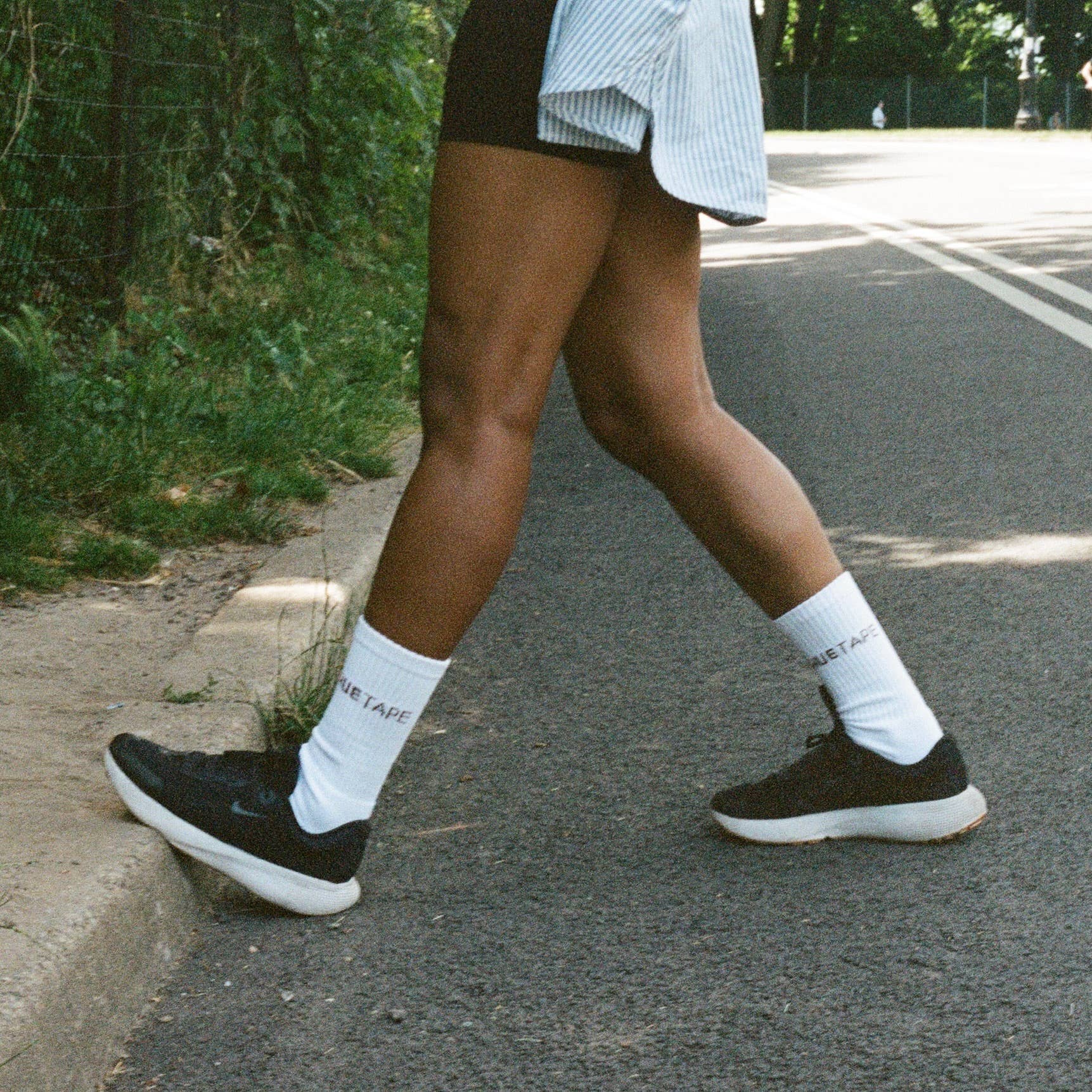 HUETAPE - Wholesale Socks - Unisex - White Compression Socks 2