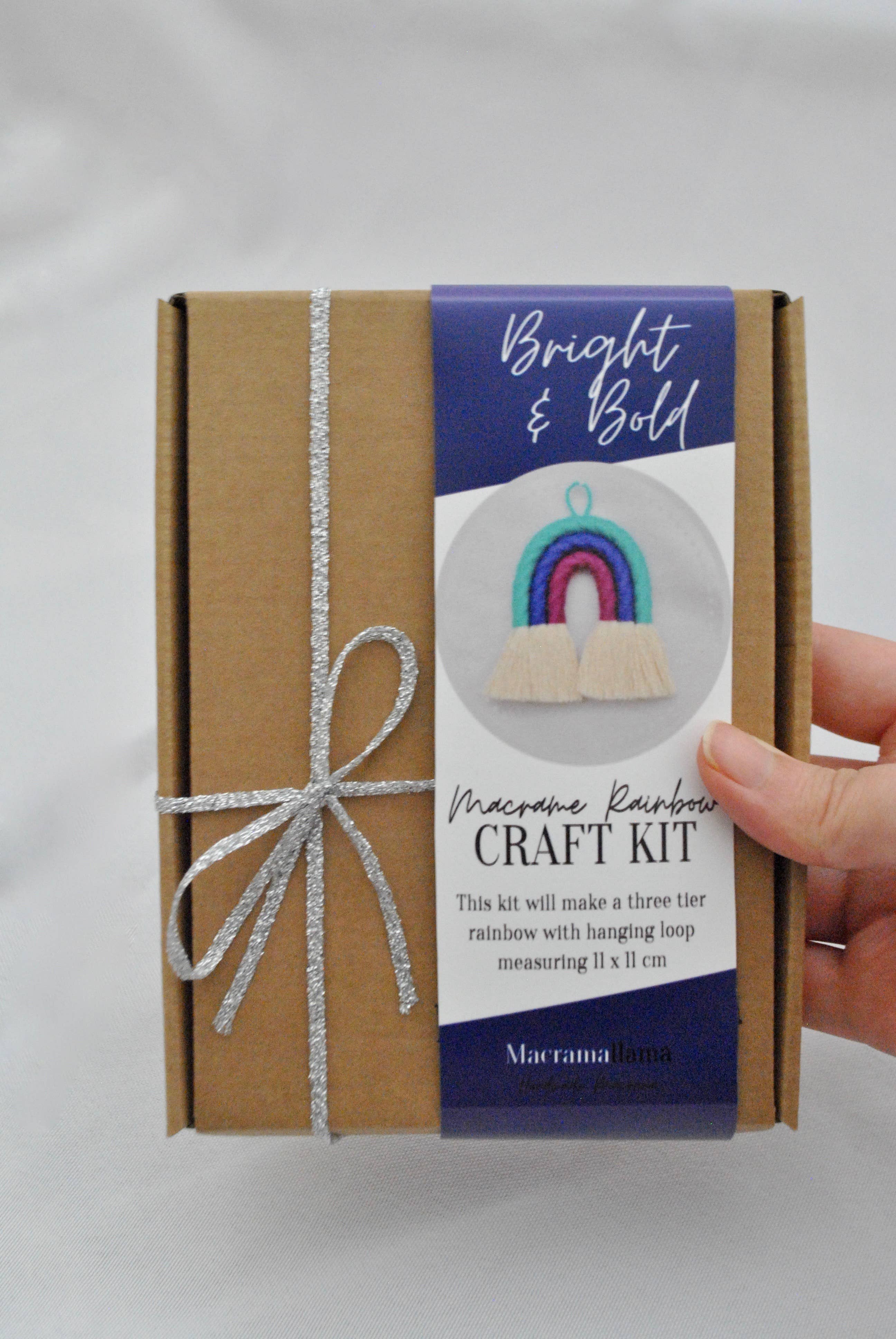 Macramallama - Vente Kit de bricolage - Kit d'artisanat arc-en-ciel en macramé brillant et audacieux3