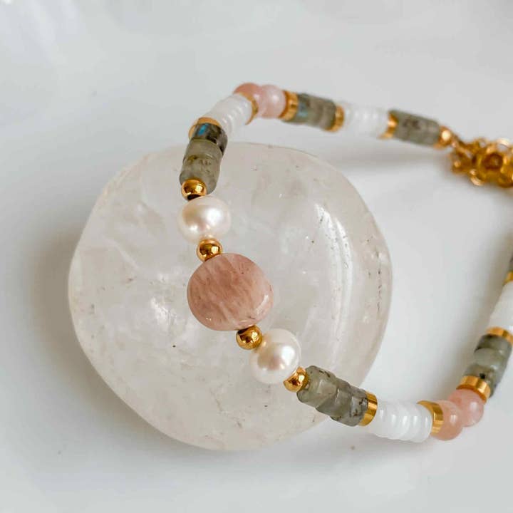 Lunaki Design - Wholesale Beaded Bracelet - Natural stone bracelet and 18K gold-plated stainless steel | HÉCATE7