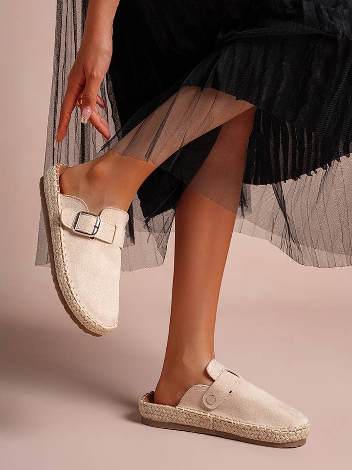 LADY GLORY - Wholesale Mules - Women's - Espadrille mules with buckle – Casual elegance