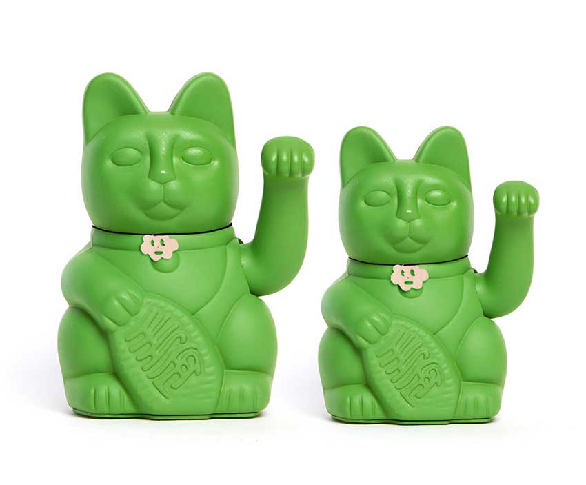 Diminuto Cielo - Wholesale Decorative Tabletop Object - Green Hulk Luckycat Decorative Tabletop Object0