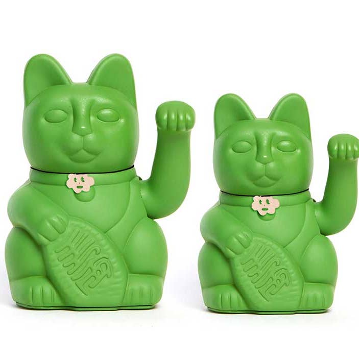 Diminuto Cielo - Wholesale Decorative Tabletop Object - Green Hulk Luckycat Decorative Tabletop Object