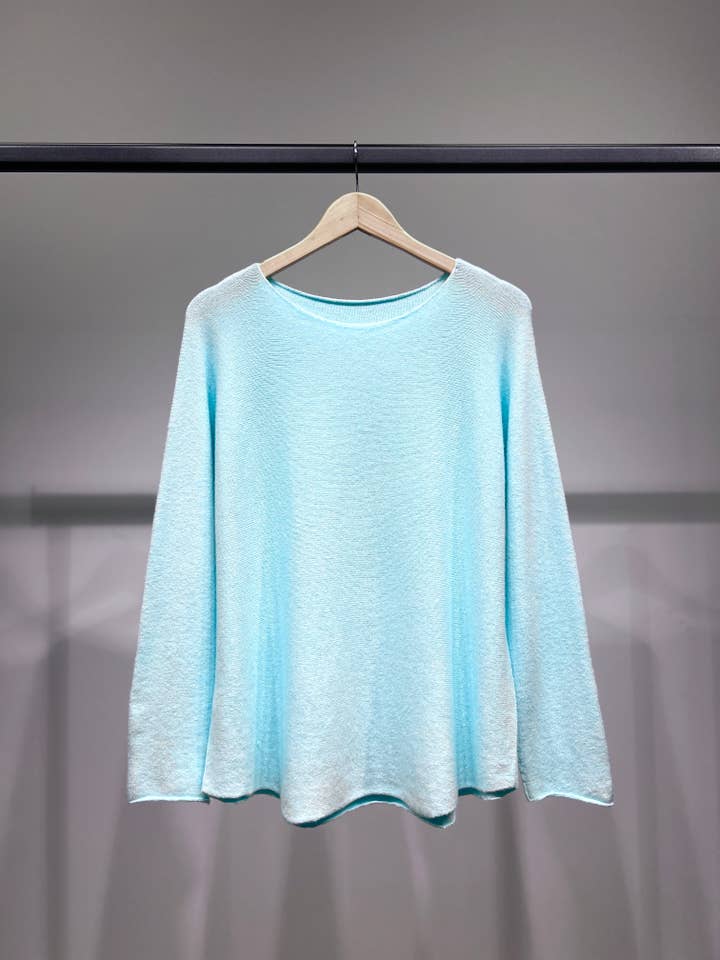 L'Emotion – wholesale Knitted jumper – Women′s – Viscose Round Neck Long Sleeve Knitted Sweater 17