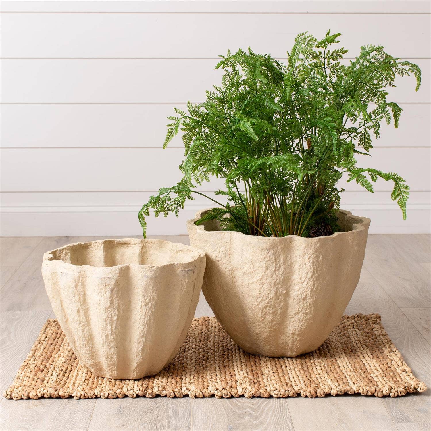 Audrey's Home & Gift - Wholesale Decorative Plate/Dish/Bowl - Fluted Edge Papier Mache Bowls (Set Of 02)2