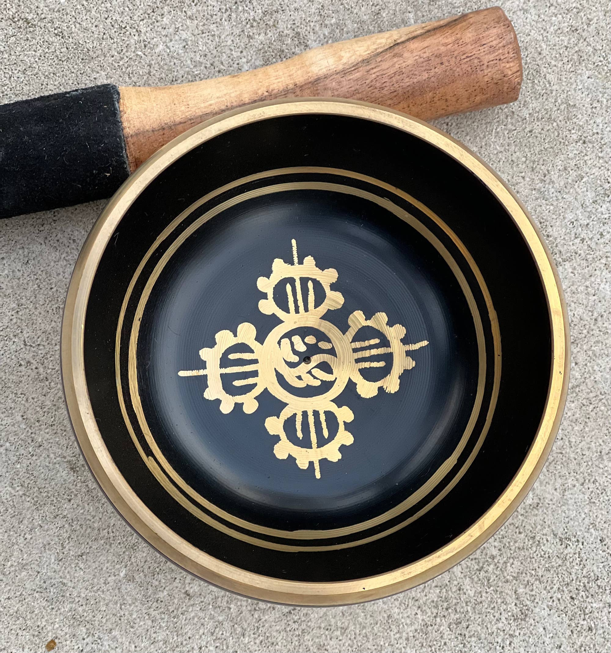 Lungta Imports - Wholesale Meditation Supplies - Singing Bowl Complete Set ~ 8 Lucky Symbols ~ For Meditation29