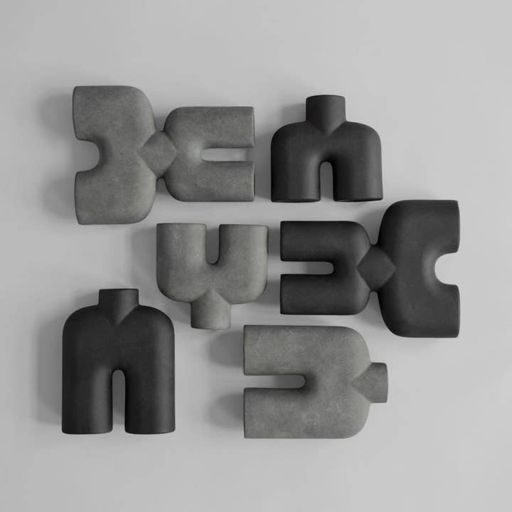 Studio Nordhaven - Wholesale Decorative Tabletop Object - Cobra Uno Mini - Dark Grey1