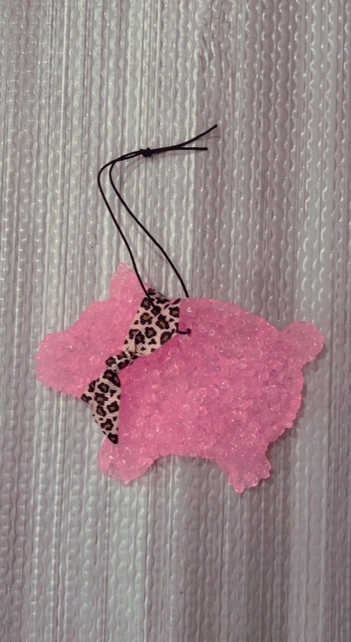 Hometouch Candle Co. - Wholesale Car Freshener - Women's - Car Freshies Pig Shape air fresheners2