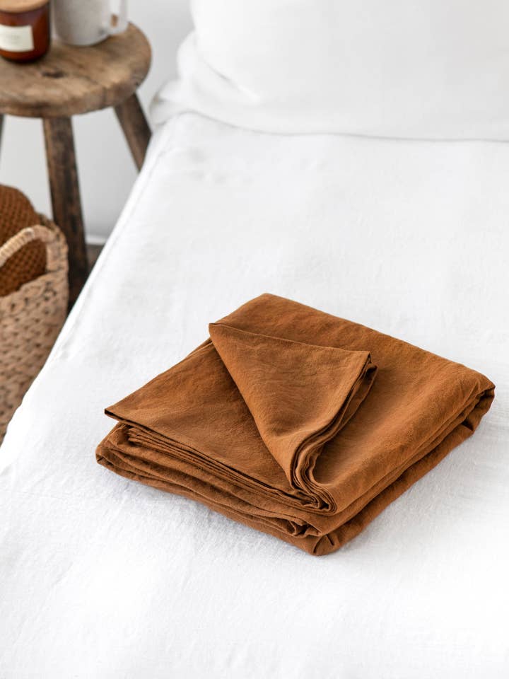 Cinnamon Linen Flat Sheet for wholesale by MagicLinen (We handle U.S. import procedures for you)