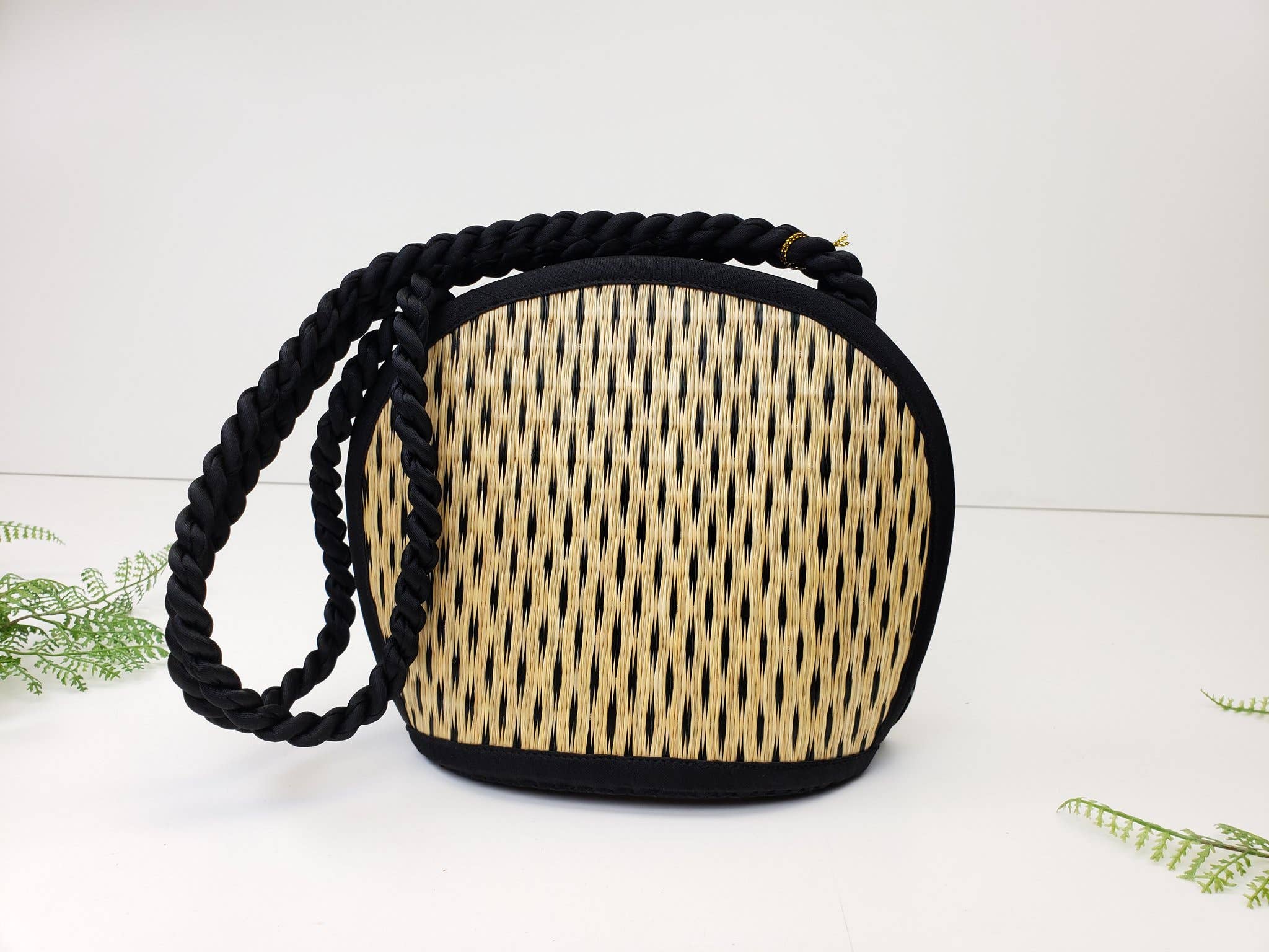 Baskets of Cambodia - Wholesale Crossbody Bag - Women's - Clamshell Shape Purse w/ Braided Handle & YKK Zipper8