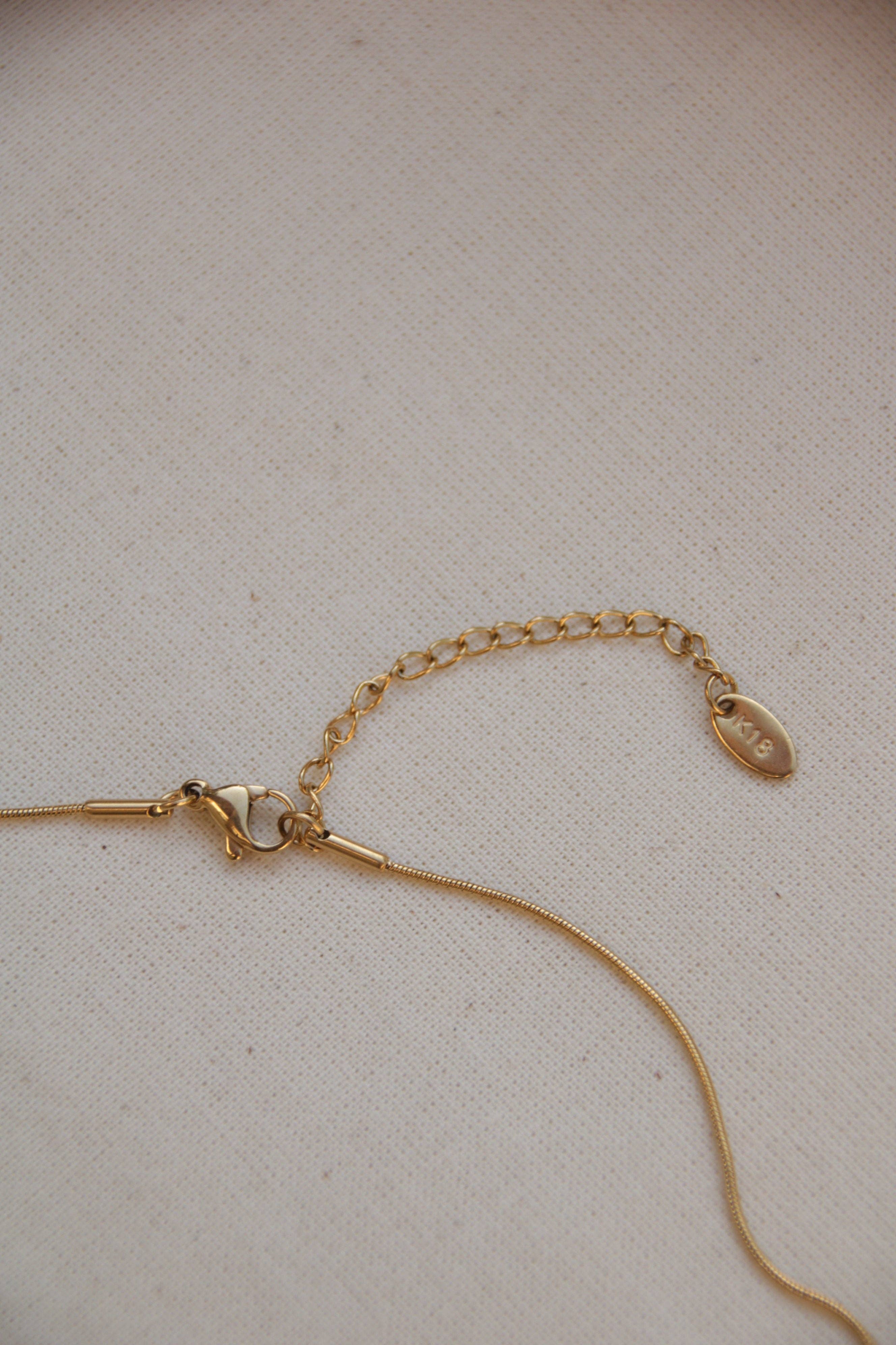 Positiva Jewelry – Engroshandel Halskæde med vedhæng – 18k forgyldt halskæde i rustfrit stål med månevedhæng7