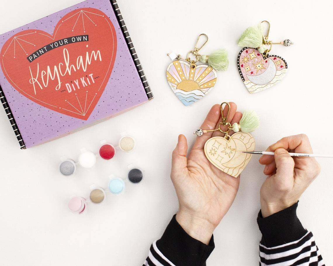Jill Makes - Wholesale DIY craft kit - DIY Heart Painting Keychain Kit5